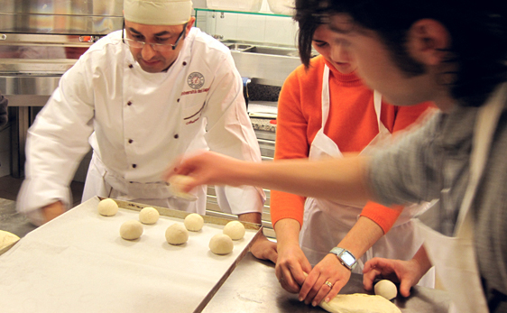 Corsi di formazione professionale per panettieri, cuochi, pizzaioli, ristoratori, pasticceri